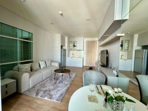 Luxury Apartment at Central Watthana